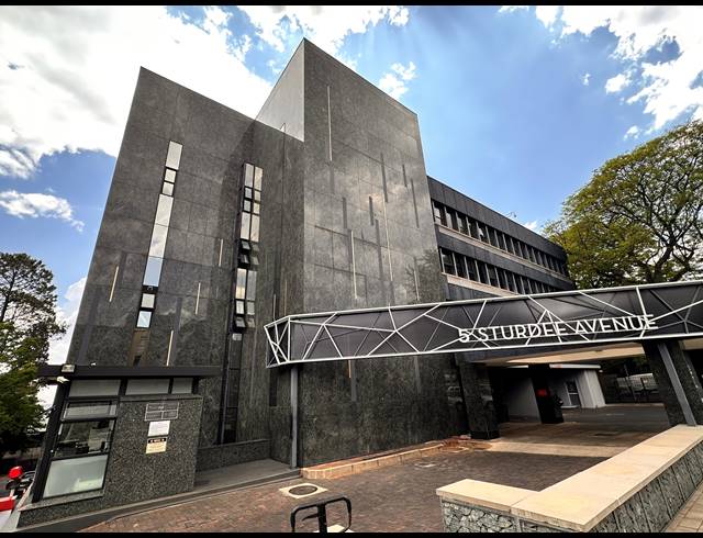 81M² OFFICE TO LET IN ROSEBANK